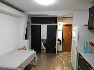 Proprietate, închiriez apartament 2 camere-decomandat  - imagine 5
