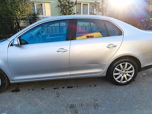 Volkswagen Jetta 1.9 TDI 2008 - imagine 4