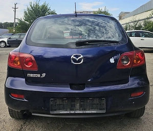 Dezmembram Mazda 3 - imagine 2