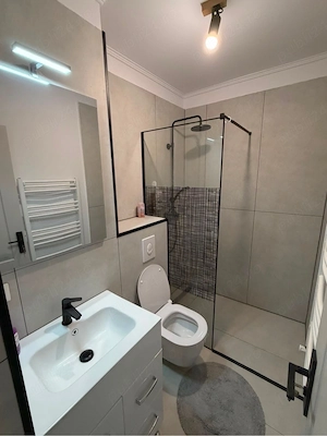 Proprietar, Apartament 2 camere de închiriat   Ultracentral, renovat complet, modern