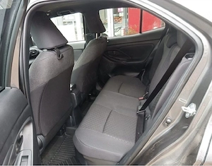 Toyota Yaris Cross Dynamic Hibrid 2025 9300km - imagine 2