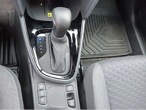 Toyota Yaris Cross Dynamic Hibrid 2025 9300km - imagine 7