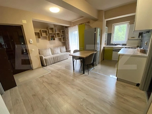 Apartament 3 camere, etaj 2, parcare, bloc cu lift, zona Edgar Quinet