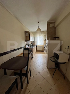 Apartament 2 camere, decomandat, zona FSEGA, bloc cu lift - imagine 4