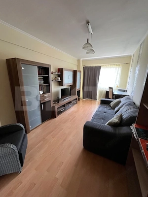 Apartament 2 camere, decomandat, zona FSEGA, bloc cu lift - imagine 3