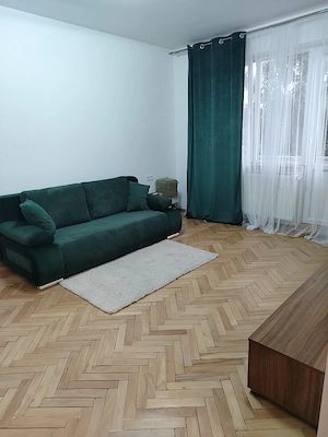 cv 29 Al.Aurora , apartament 3 camere decomandat  - imagine 4