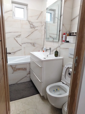 cv 29 Al.Aurora , apartament 3 camere decomandat  - imagine 7