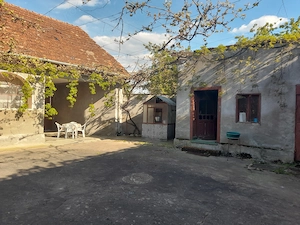 Un loc unde poate începe povestea ta   casă de vânzare în Zăgujeni