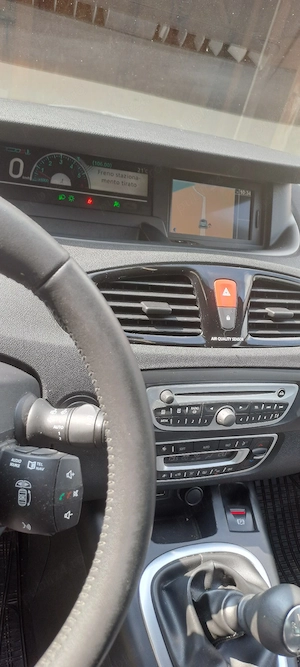 Vind renault scenic 3 1.5 dci din 2012 - imagine 4