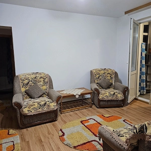 Închiriez apartament - imagine 6