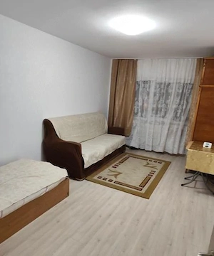 Apartament 2 camere decomandate zona KM 5 - imagine 9