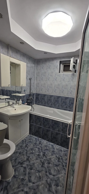 Inchiriez  apartament 4 camere - imagine 5