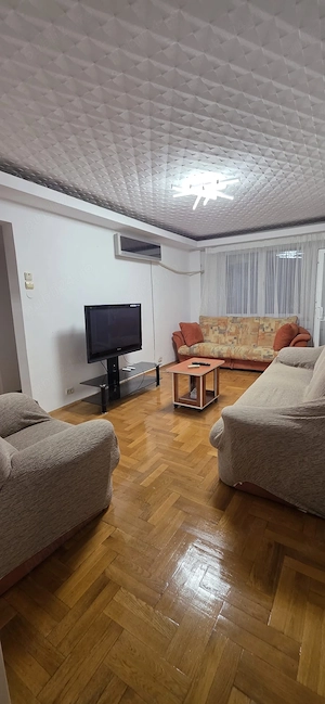 Inchiriez  apartament 4 camere - imagine 10