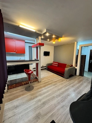 Garsonieră 28.50 mp, complet mobilată și utilată, zona Sasar - imagine 2