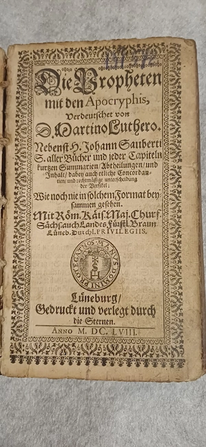 De vânzare tiparitura veche
