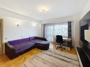3 camere decomandate, balcon, zona Centrala - Piata Cipariu-Fac.Drept - imagine 2