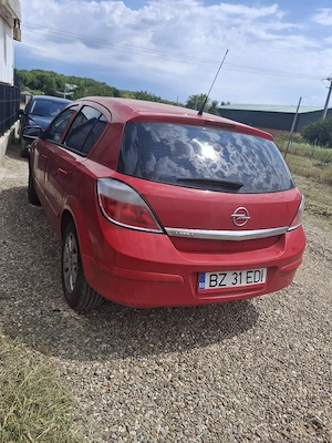 Opel Astra H benzina 1.4 - imagine 5