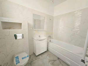 Casa - 444mp teren - 4 camere- camera tehnica- cartierul nou -154.990 euro - imagine 7