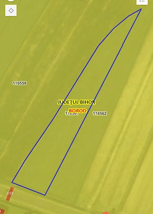 Teren intravilan de vânzare 