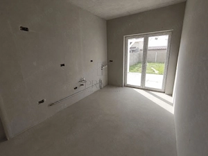 Oportunitate - Duplex modern aproape de Timisoara - despartit prin baie - imagine 3