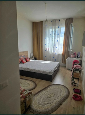 Vand Apartament 2 camere  - imagine 2
