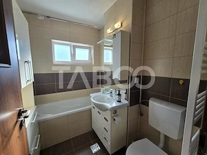 Apartament decomandat 3 camere etaj 2 terasa parcare Selimbar Sibiu - imagine 5
