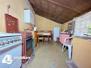 Casă în Secusigiu cu teren 1459 mp, fs.20 ml, 4 camere +anexe - imagine 8