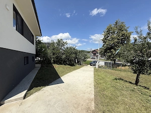 Casă Nouă 140mp Teren 1370mp Aproape de Grădiniță & Primărie - imagine 7