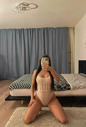 Raluca  zona Tudor 