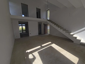 Casă P+M la stadiul de alb Cartier Del Sole Cumpăna  110,9 mp utili Teren 362 mp - imagine 17