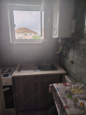 Vand apartament 2 camere Nord - imagine 6