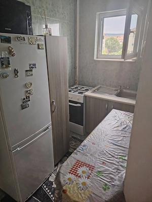 Vand apartament 2 camere Nord - imagine 4