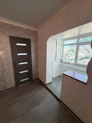De vanzare apartament cu o camera, zona Doja, renovat, 42.000 E - imagine 5