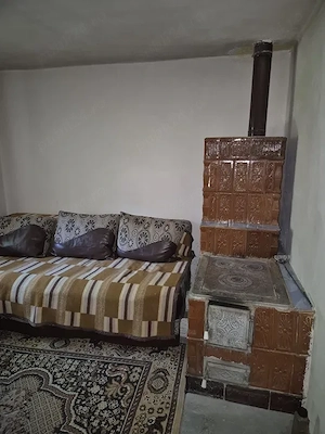 Casa batraneasca, la tara, 3646 mp, Jud. Vâlcea - imagine 6