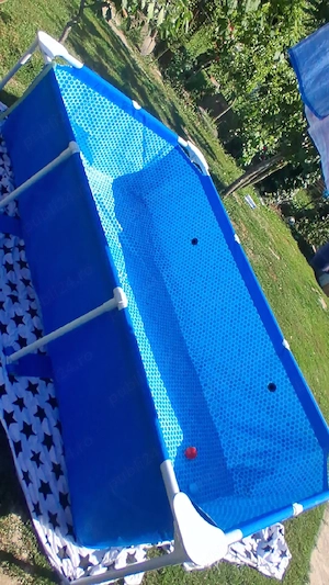 vand  piscina cu cadru metalic 