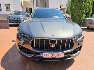 Maserati Levante Garantieauto.ro  Q4 AWD Comenzi Vocale Keyless Distronic LED R22 - imagine 2