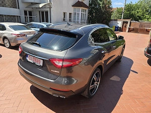 Maserati Levante Garantieauto.ro  Q4 AWD Comenzi Vocale Keyless Distronic LED R22 - imagine 8