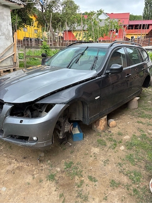 dezmembrez bmw e91 2.0 n47  - imagine 5
