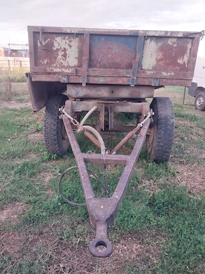 Vind tractor împreună cu remorca - imagine 9