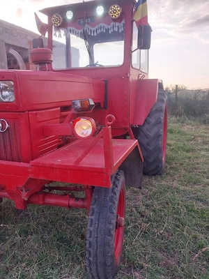 Vind tractor împreună cu remorca - imagine 4