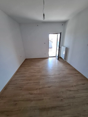 Inchiriez apart 4 camere Parneava - Str. Oituz ID:RH-45325-property - imagine 3