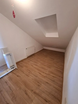 Inchiriez apart 4 camere Parneava - Str. Oituz ID:RH-45325-property - imagine 5