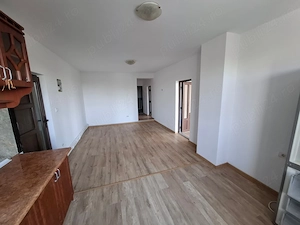 Inchiriez apart 4 camere Parneava - Str. Oituz ID:RH-45325-property - imagine 7
