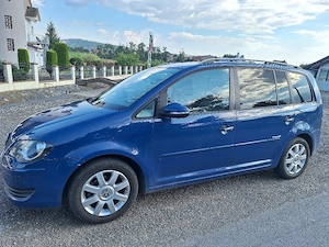 Volkswagen Touran 1.4 TSI  - imagine 9