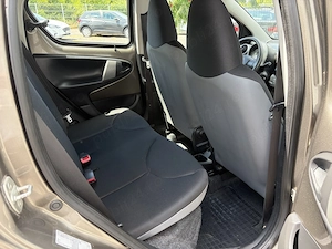 Toyota Aygo   Primul proprietar - imagine 19