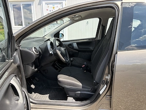 Toyota Aygo   Primul proprietar - imagine 10