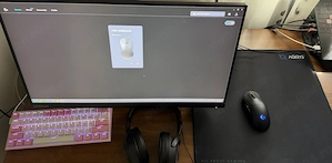 Setup gaming utilizat aprox 3 luni (monitorul nu este inclus)
