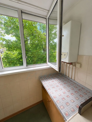Apartament 2 camere, etaj 3, în inima cartierului Tiglina 2 - imagine 5