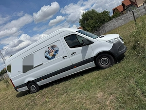 Facem transport de marfa