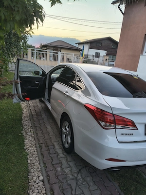 Hyundai I40 curat, navi profesionala, 191 000 km - imagine 3